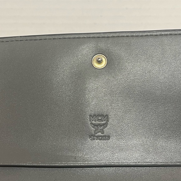 MCM Black Wallet with Vibrant Bunny Accent - Picture 3 of 8